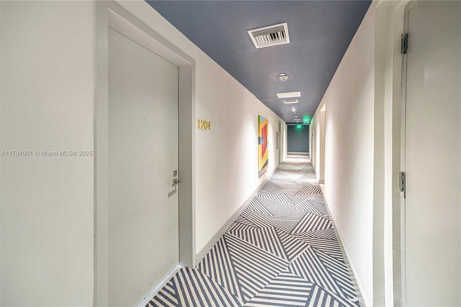 Small Image of 45 SOUTH WEST 9TH ST #1204, Miami Number 22
