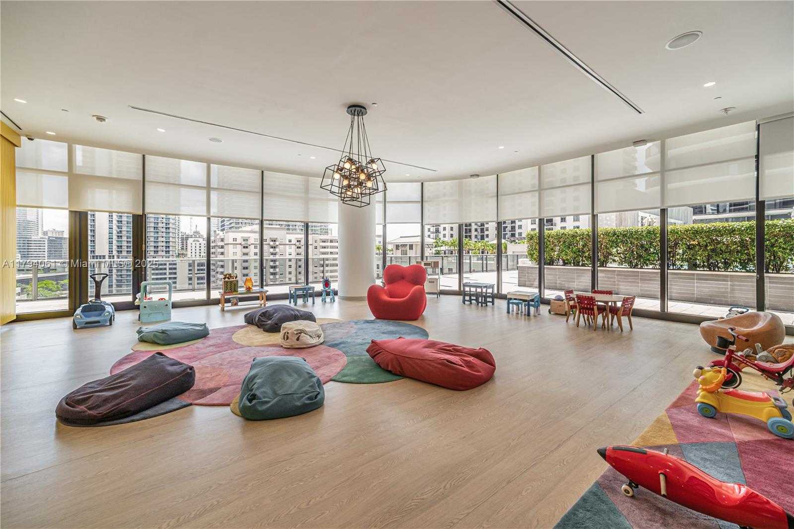 Small Image of 45 SOUTH WEST 9TH ST #1204, Miami Number 37