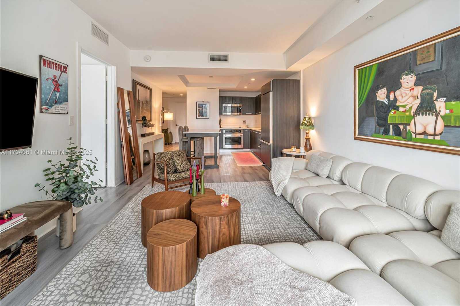 Small Image of 45 SOUTH WEST 9TH ST #1204, Miami Number 6