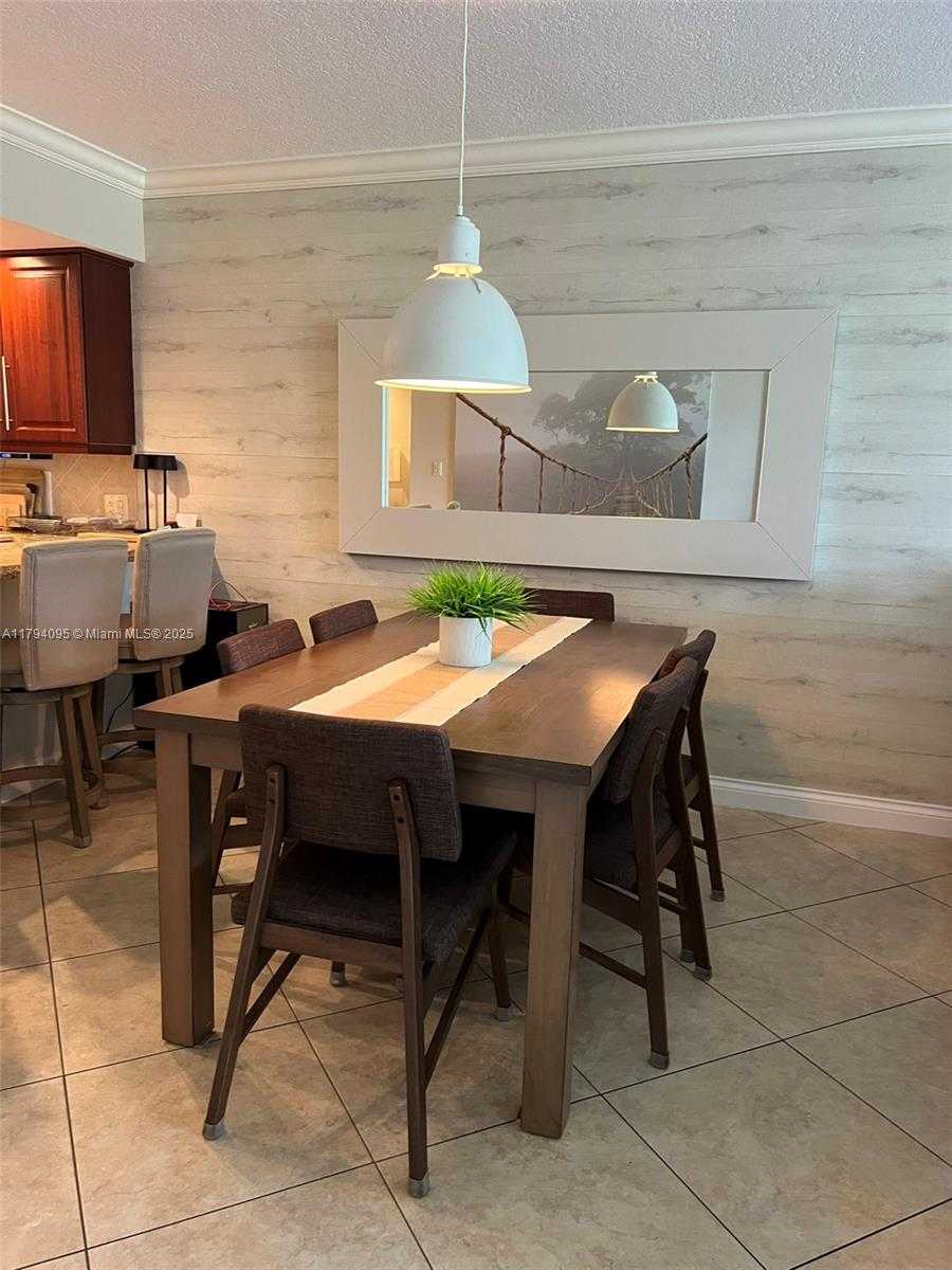 Small Image of 2601 SOUTH COURSE DR #304, Pompano Beach Number 14