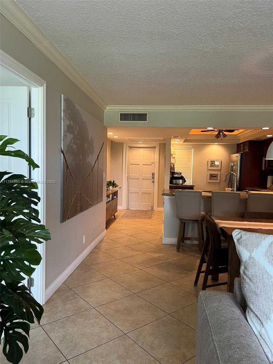Small Image of 2601 SOUTH COURSE DR #304, Pompano Beach Number 19