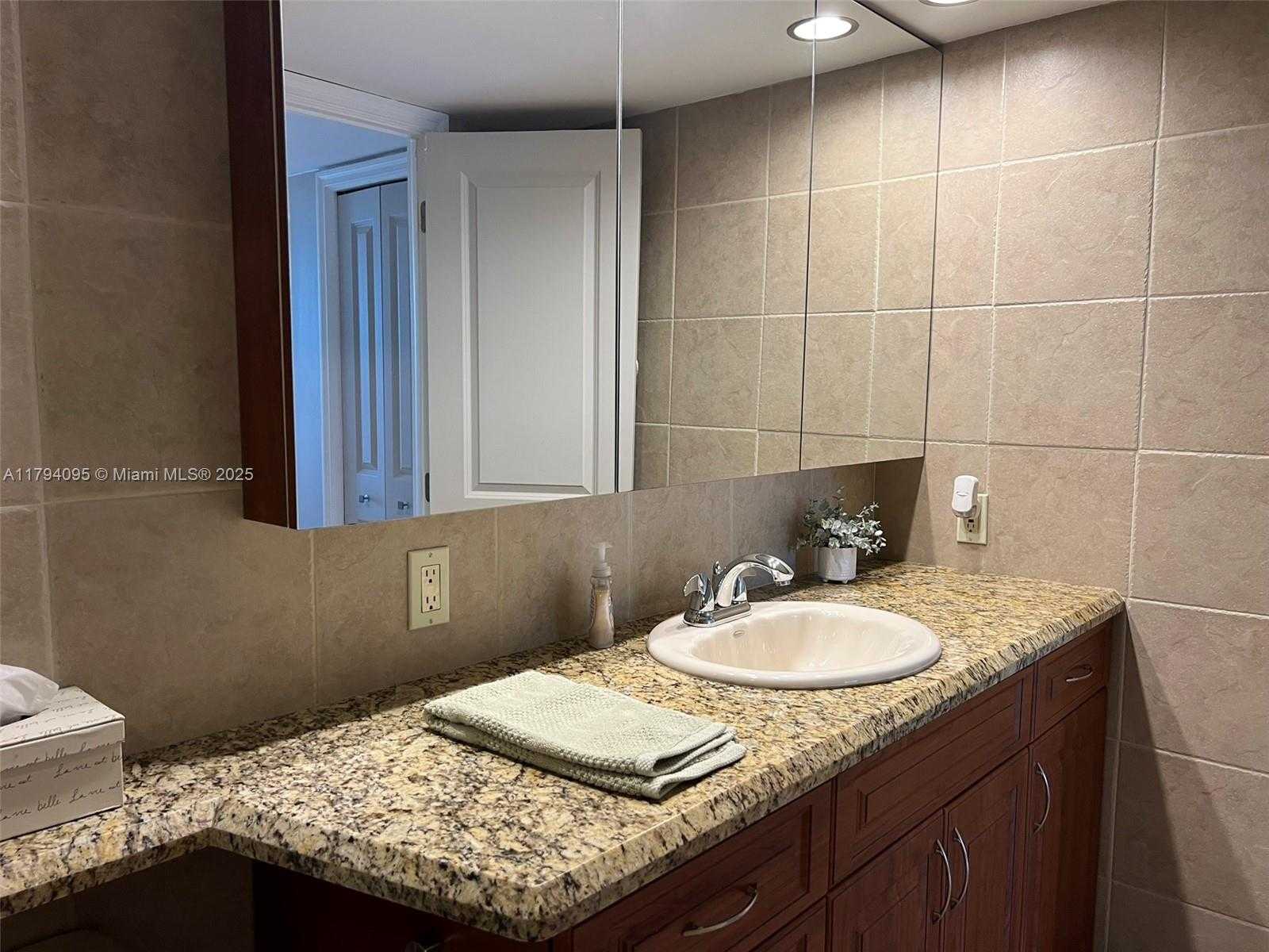 Small Image of 2601 SOUTH COURSE DR #304, Pompano Beach Number 32