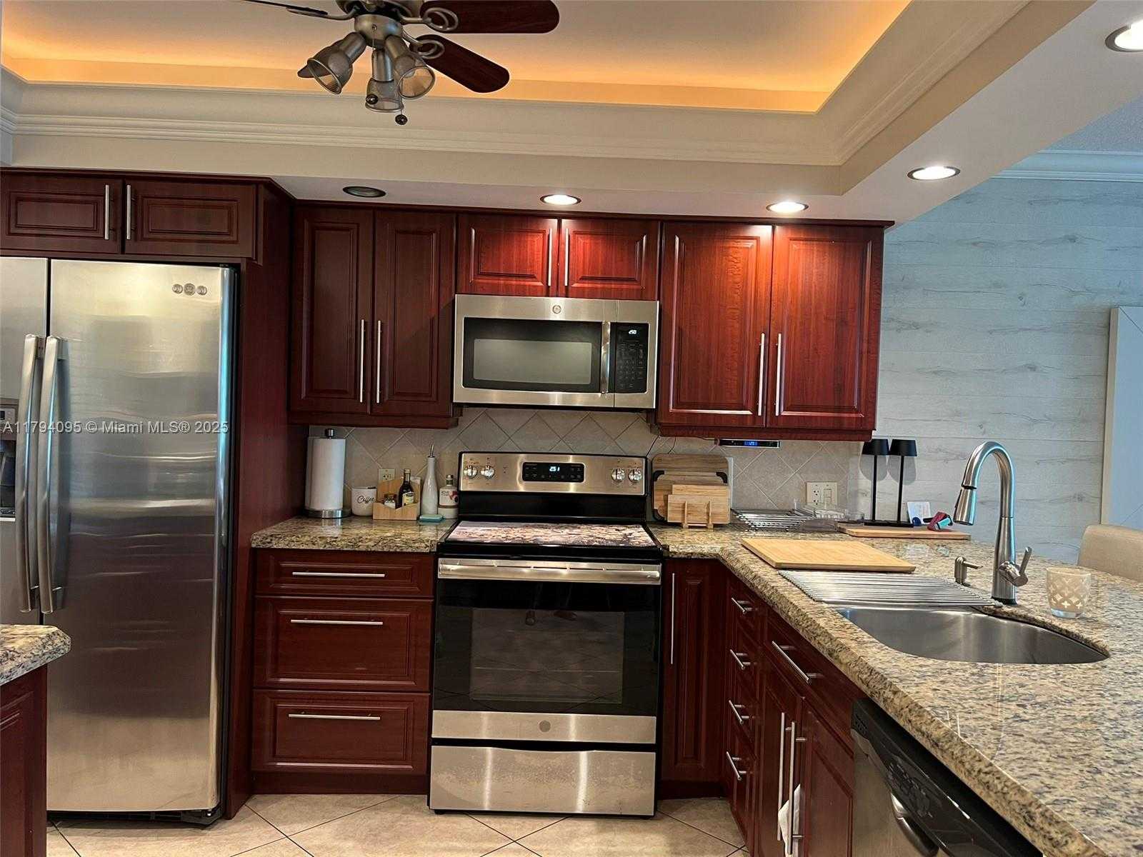 Small Image of 2601 SOUTH COURSE DR #304, Pompano Beach Number 9