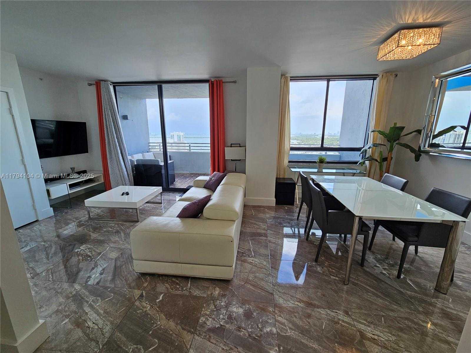 Small Image of 1330 WEST AVE #2805, Miami Beach Number 9