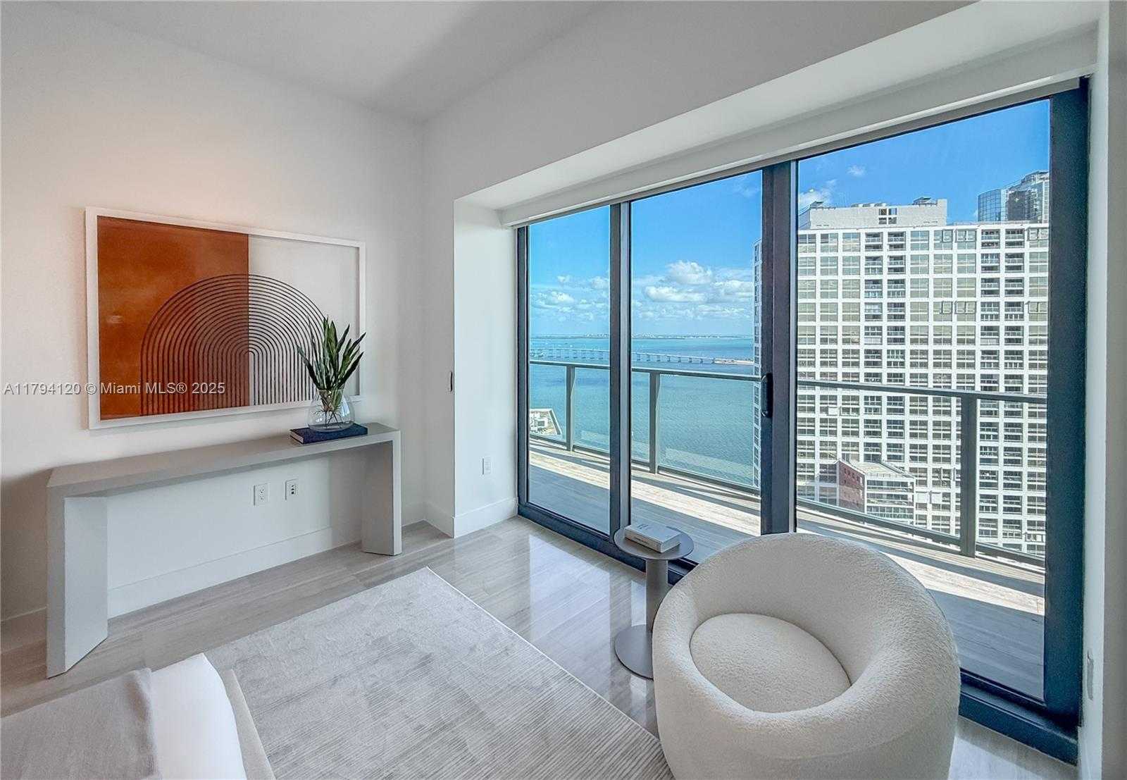 Small Image of 1451 BRICKELL AVE #2703, Miami Number 12