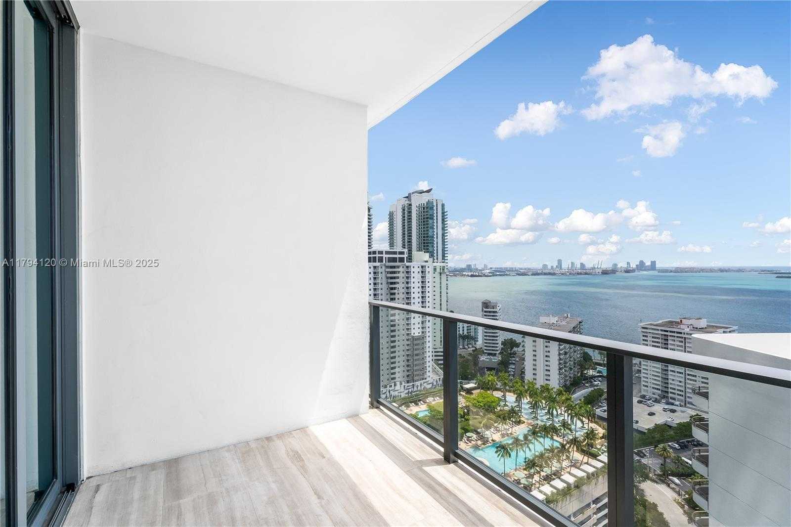 Small Image of 1451 BRICKELL AVE #2703, Miami Number 18