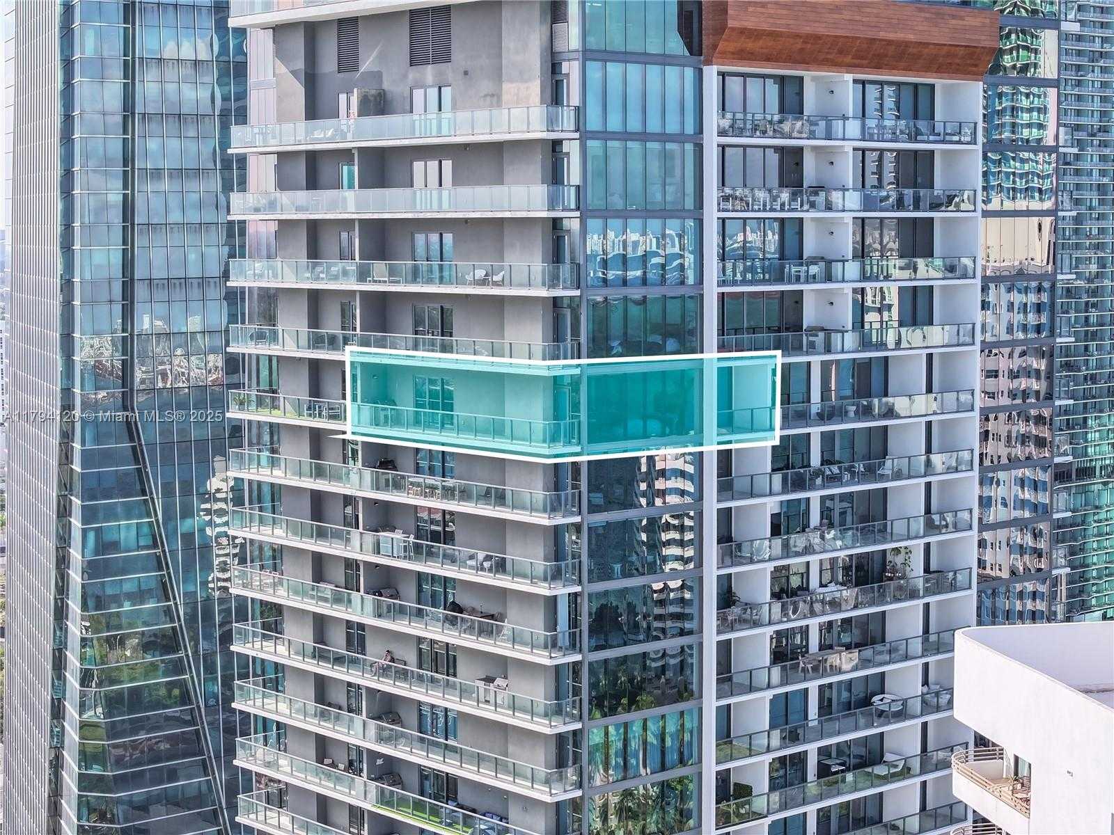 Small Image of 1451 BRICKELL AVE #2703, Miami Number 26