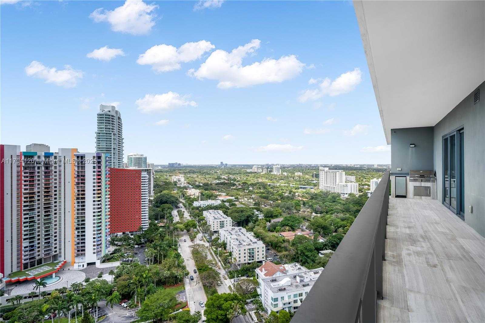 Small Image of 1451 BRICKELL AVE #2703, Miami Number 9