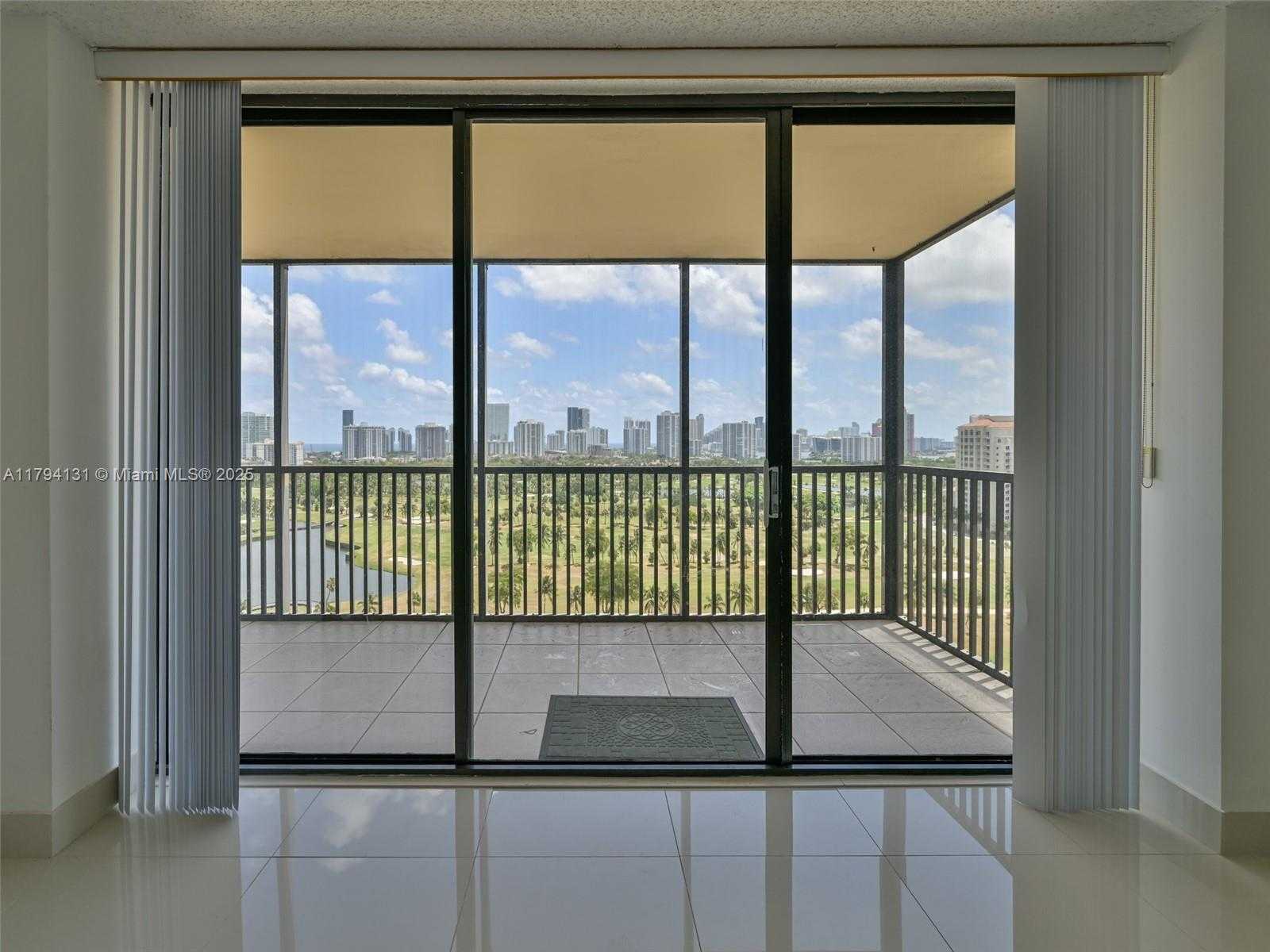 Small Image of 20301 WEST COUNTRY CLUB DR #1927, Aventura Number 20