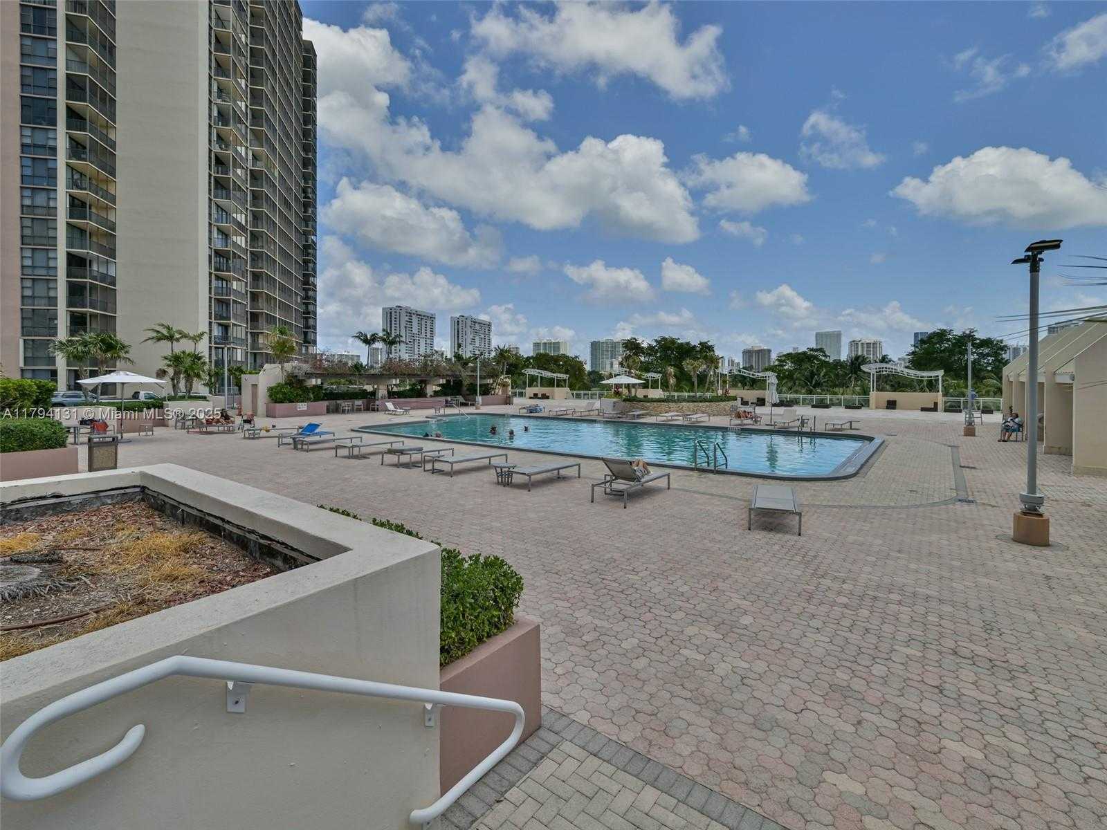 Small Image of 20301 WEST COUNTRY CLUB DR #1927, Aventura Number 29