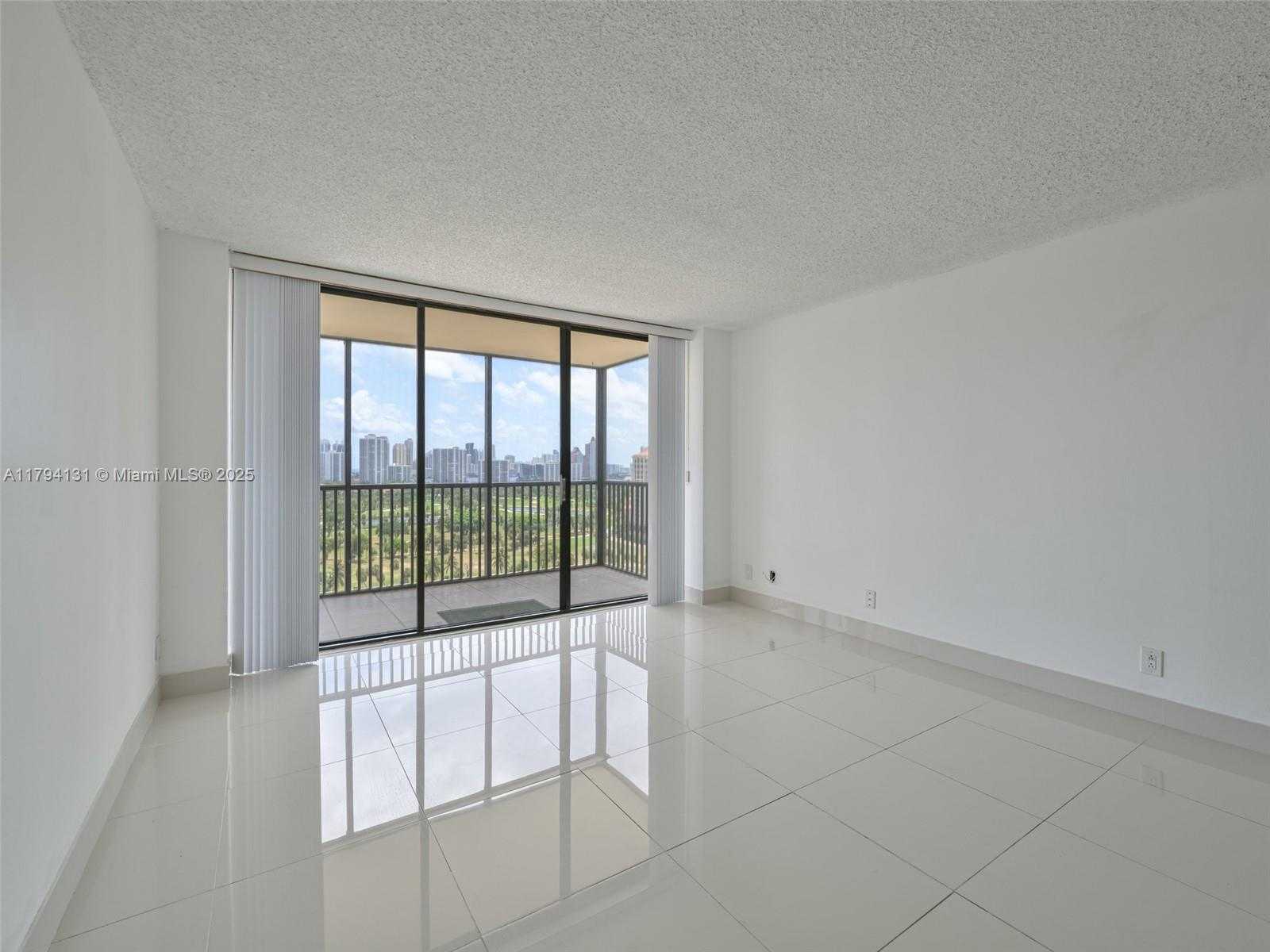 Small Image of 20301 WEST COUNTRY CLUB DR #1927, Aventura Number 8