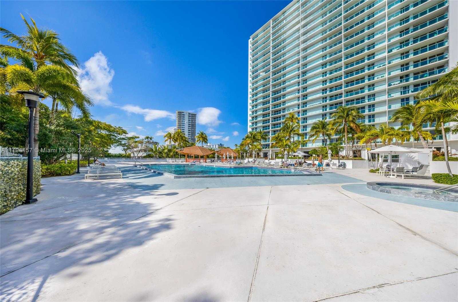 Small Image of 100 BAYVIEW DR #1403, Sunny Isles Beach Number 28