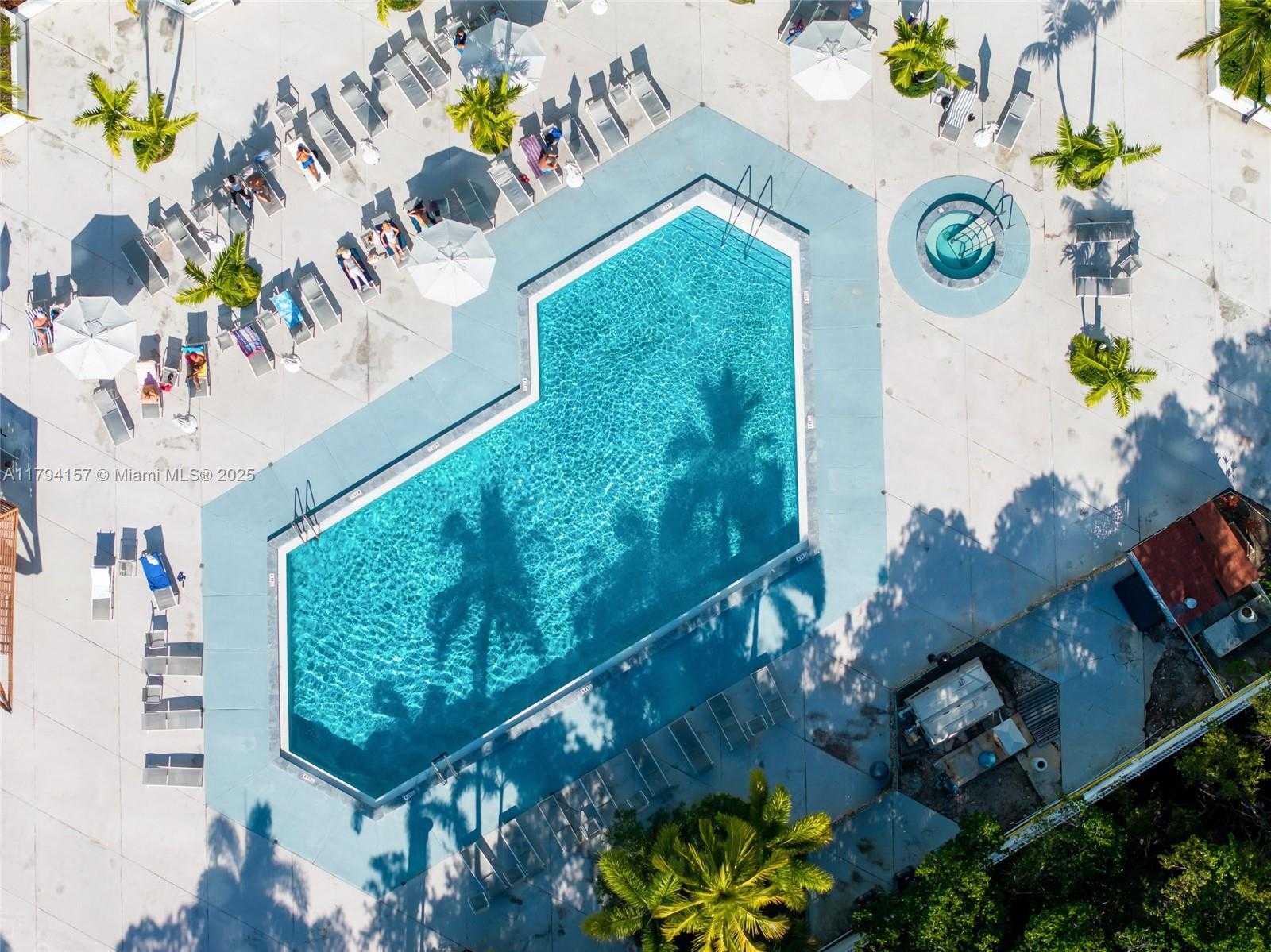 Small Image of 100 BAYVIEW DR #1403, Sunny Isles Beach Number 29