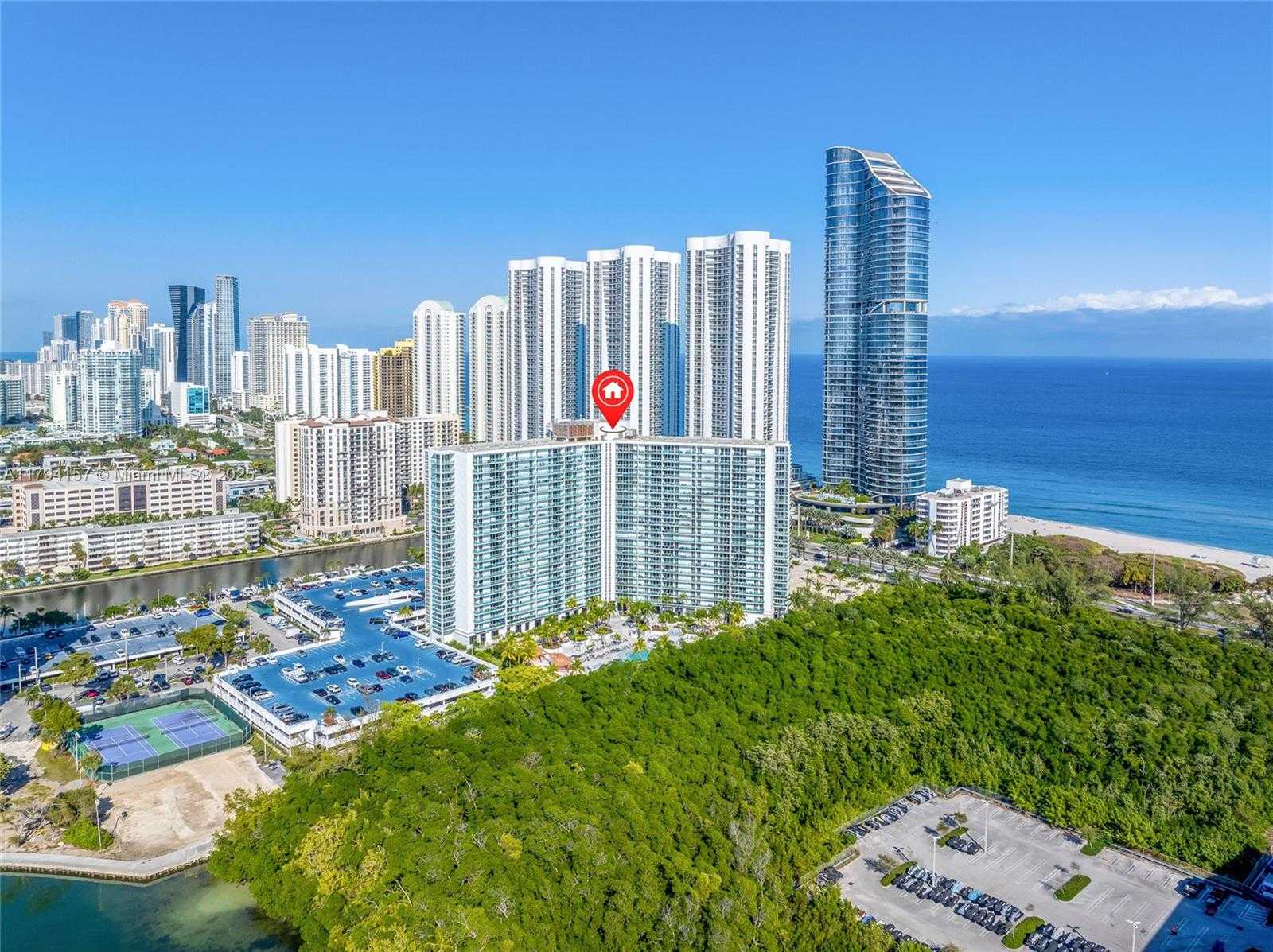 Small Image of 100 BAYVIEW DR #1403, Sunny Isles Beach Number 42