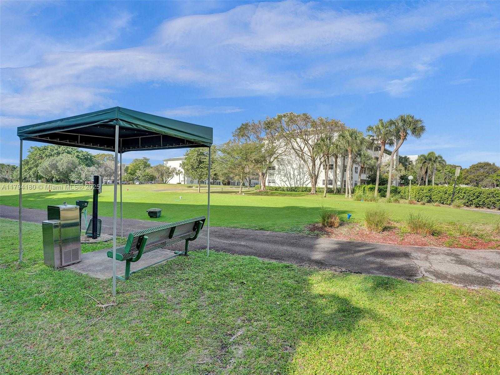 Small Image of 3501 BIMINI LN #K2, Coconut Creek Number 19