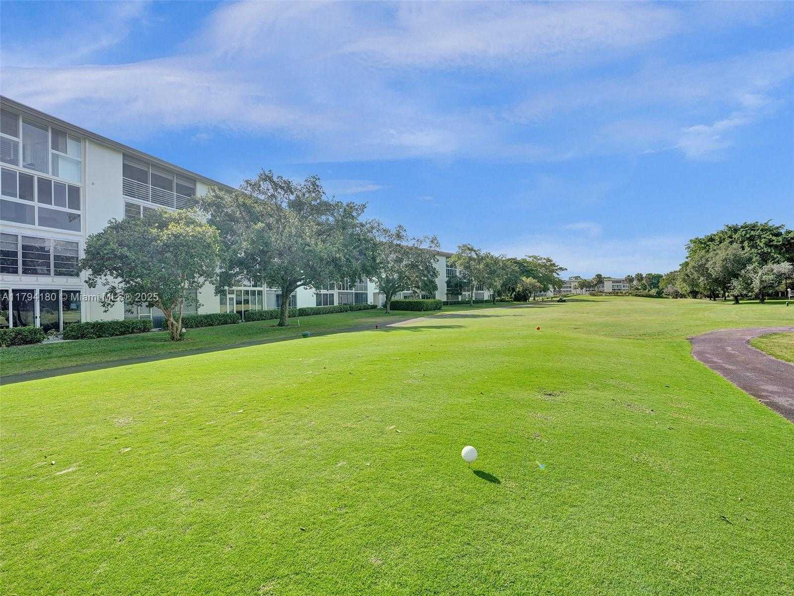 Small Image of 3501 BIMINI LN #K2, Coconut Creek Number 21