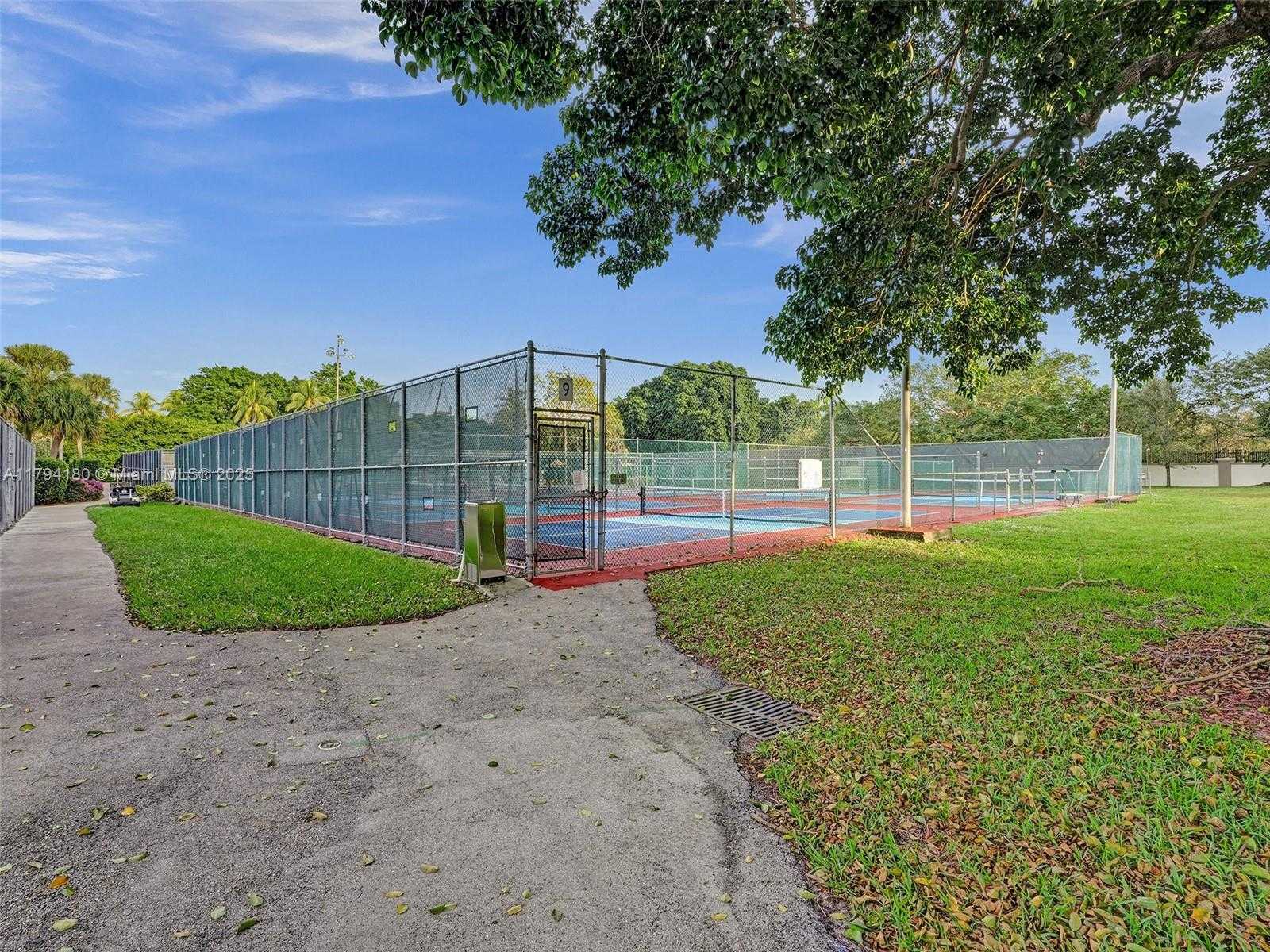 Small Image of 3501 BIMINI LN #K2, Coconut Creek Number 44