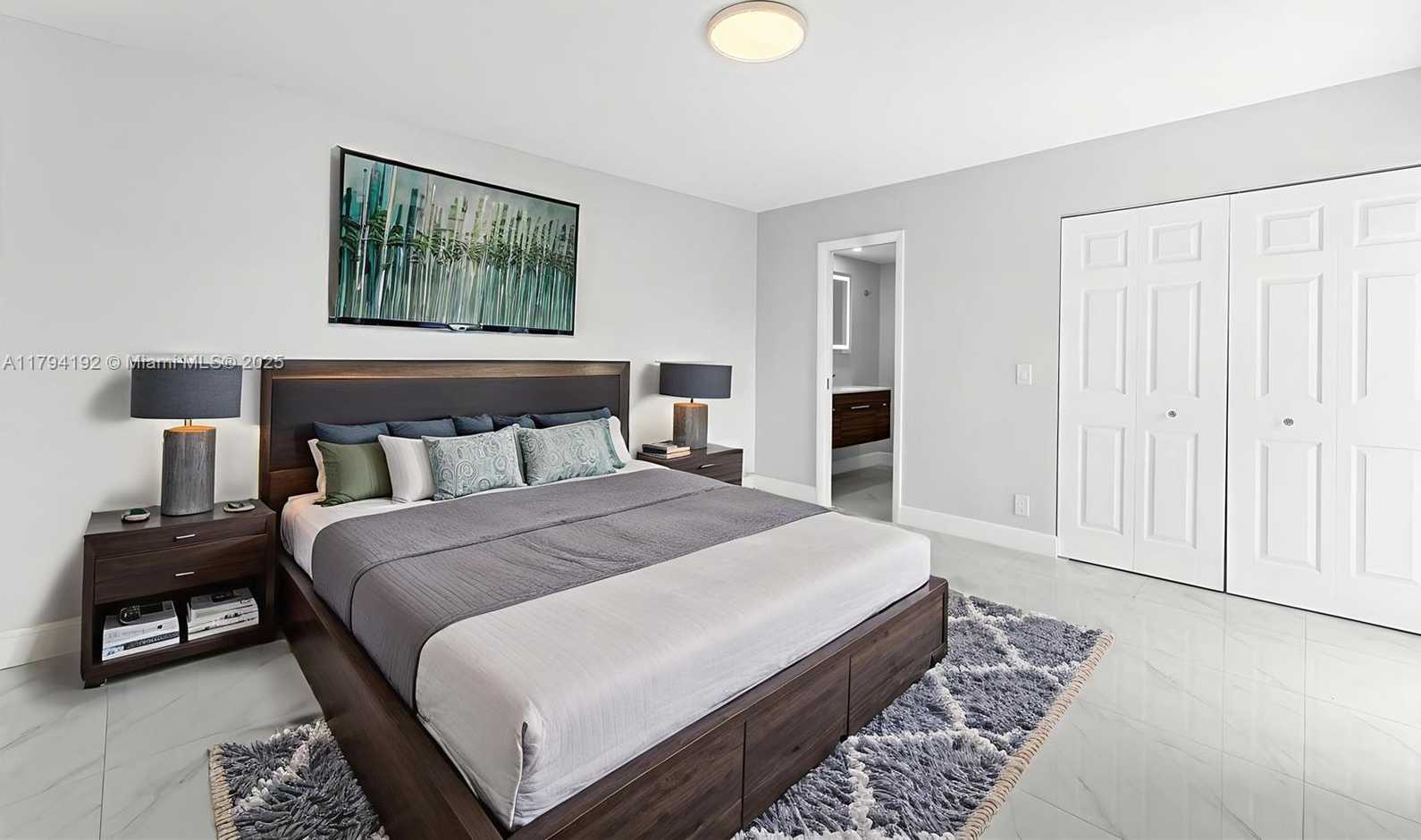 Small Image of 2557 LAKEVIEW CT #2557, Cooper City Number 30