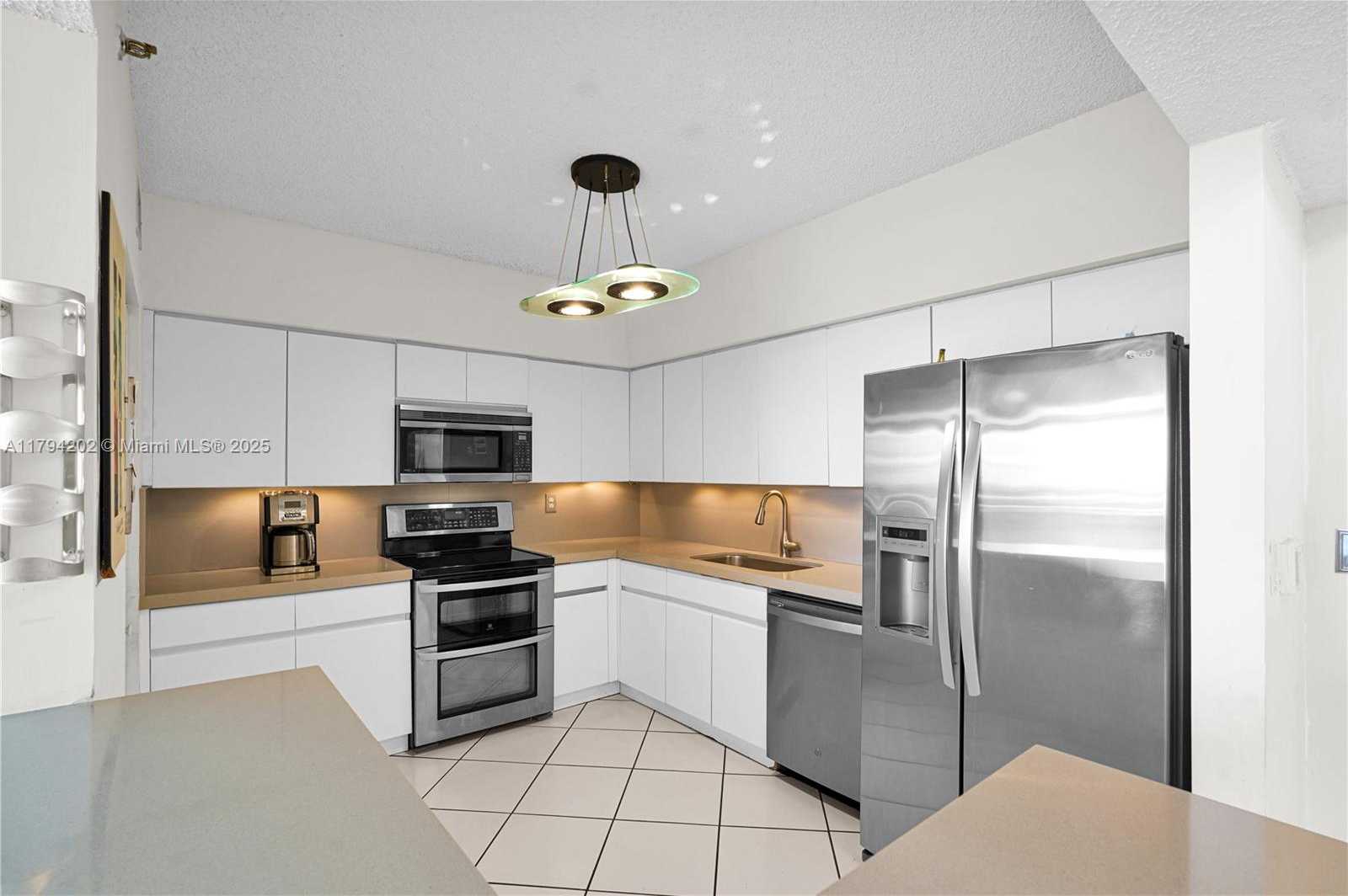 Small Image of 9455 COLLINS AVE #603, Surfside Number 10