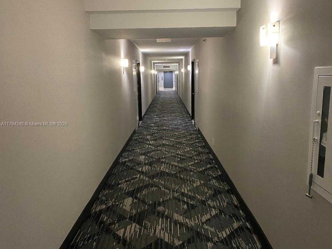 Small Image of 3300 NORTH EAST 192ND ST #612, Aventura Number 14