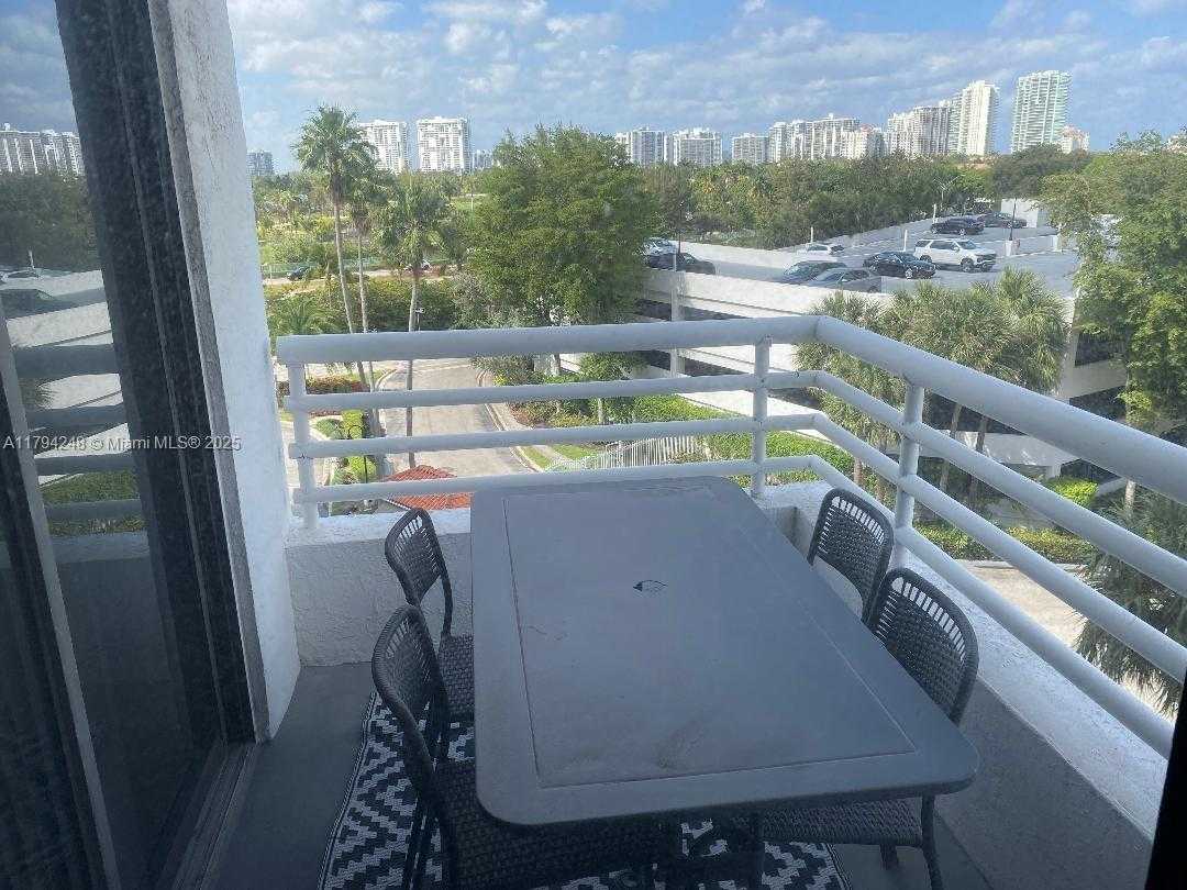 Small Image of 3300 NORTH EAST 192ND ST #612, Aventura Number 27