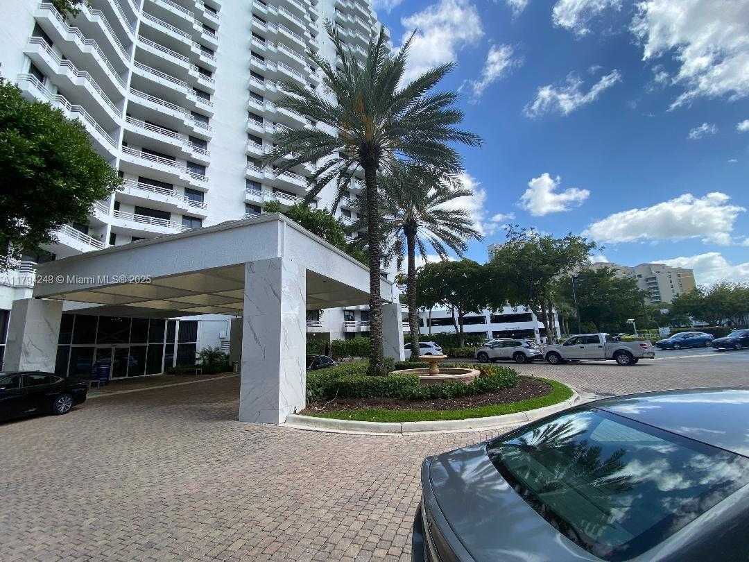 Small Image of 3300 NORTH EAST 192ND ST #612, Aventura Number 3