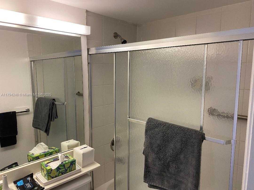 Small Image of 3300 NORTH EAST 192ND ST #612, Aventura Number 35
