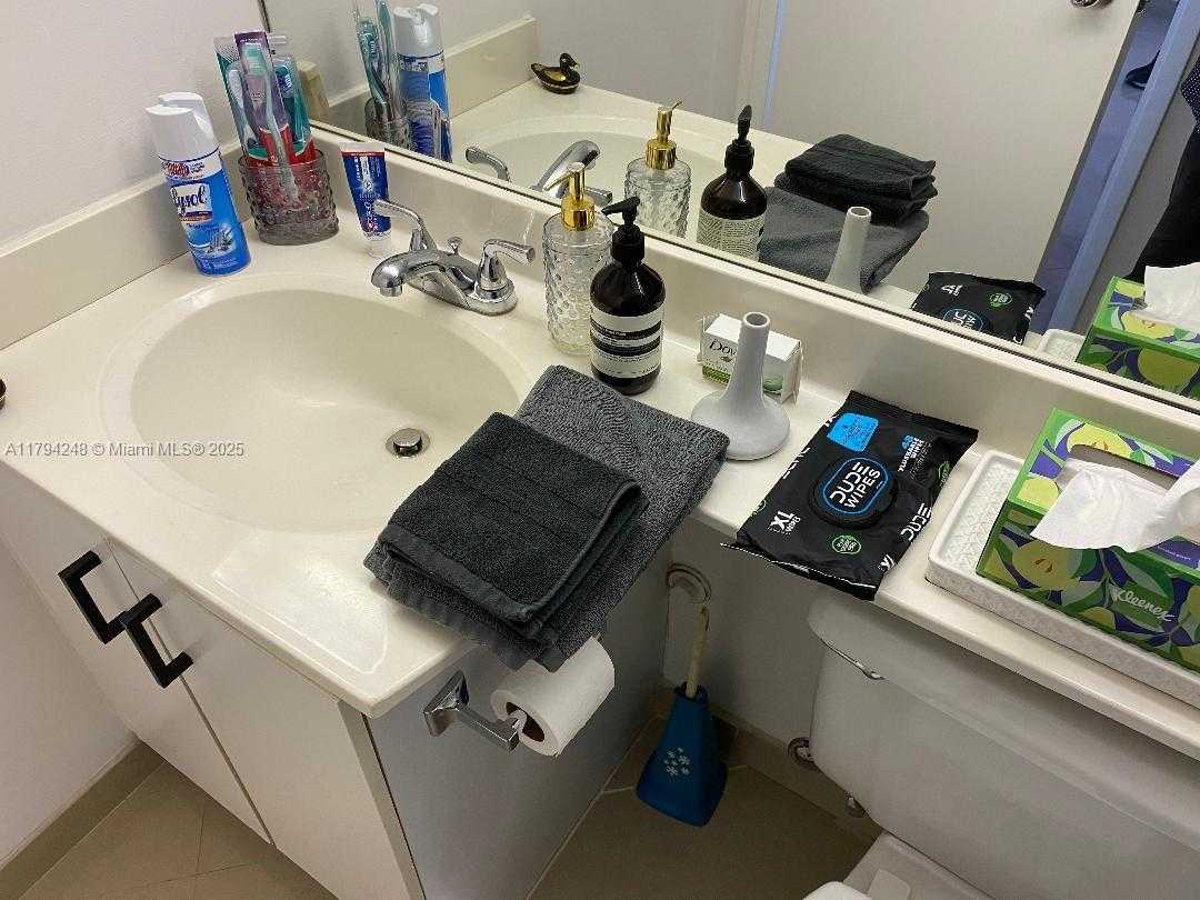 Small Image of 3300 NORTH EAST 192ND ST #612, Aventura Number 37