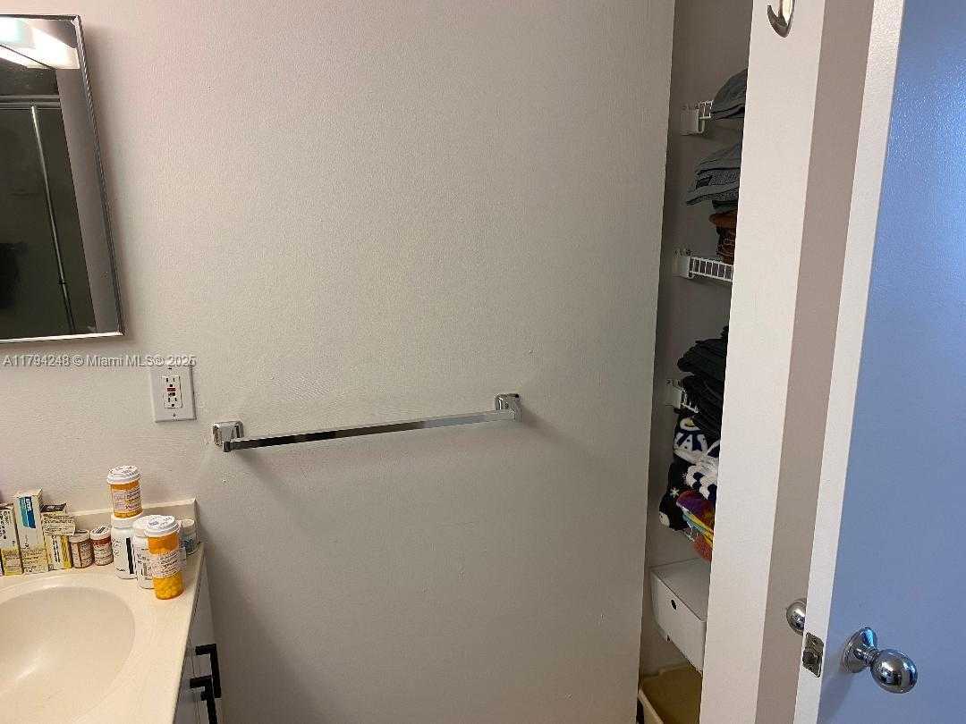 Small Image of 3300 NORTH EAST 192ND ST #612, Aventura Number 41