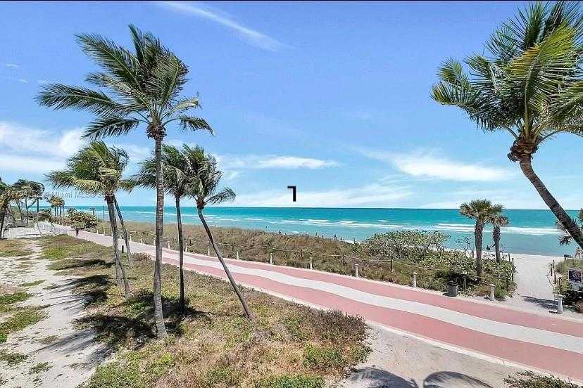 Small Image of 5401 COLLINS AVE #411, Miami Beach Number 2