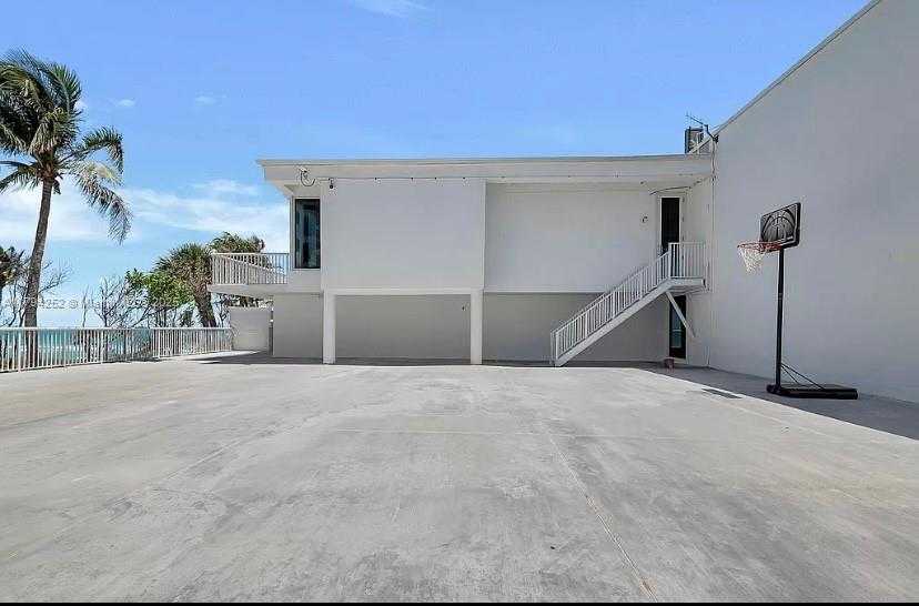 Small Image of 5401 COLLINS AVE #411, Miami Beach Number 40