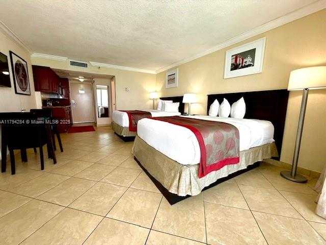 Small Image of 19201 COLLINS AVE #311, Sunny Isles Beach Number 25