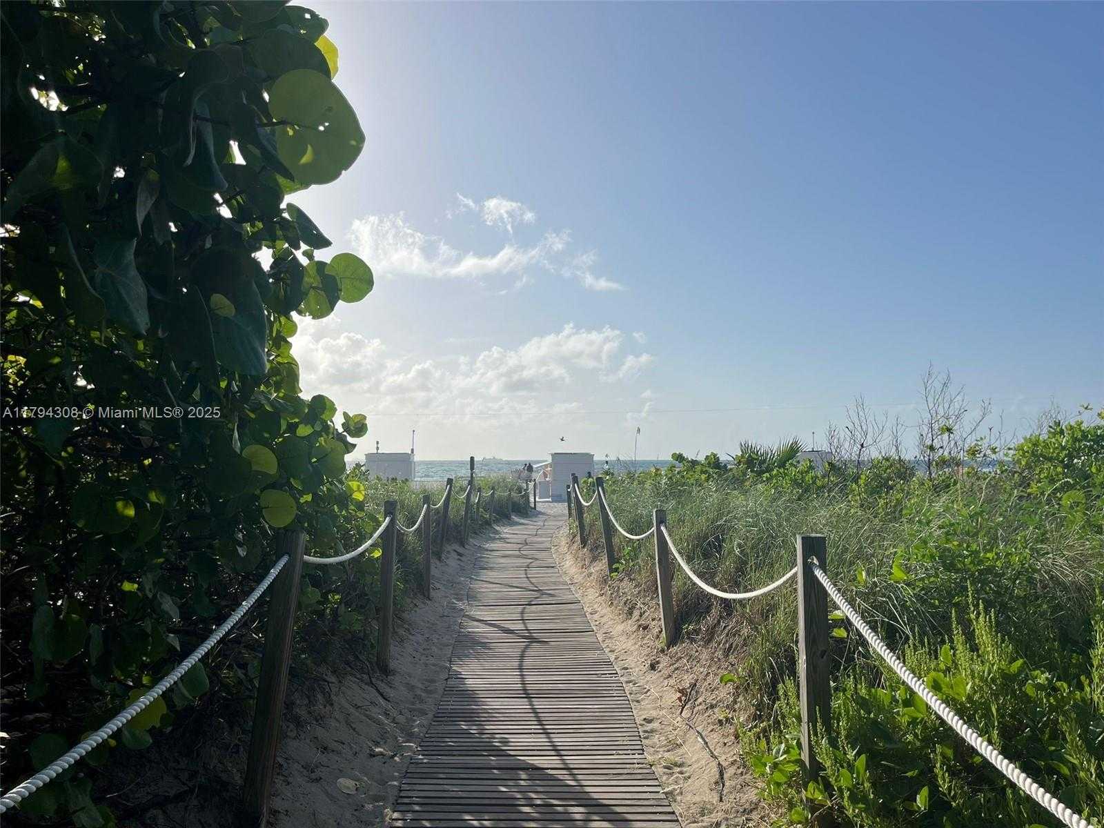 Small Image of 2301 COLLINS AVE #326, Miami Beach Number 26