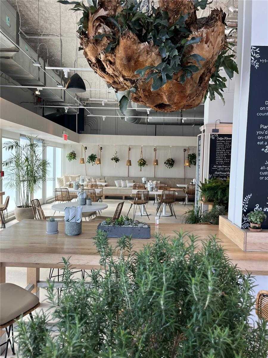 Small Image of 2301 COLLINS AVE #326, Miami Beach Number 47