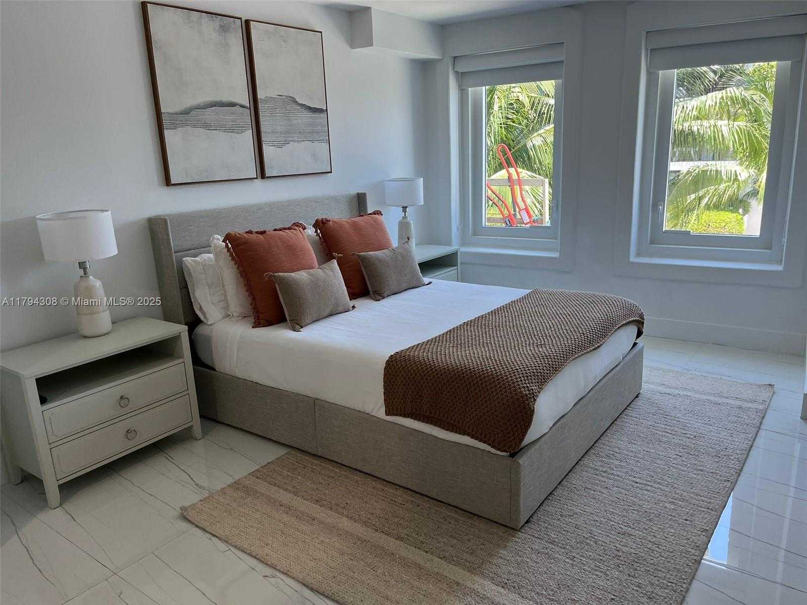 Small Image of 2301 COLLINS AVE #326, Miami Beach Number 7