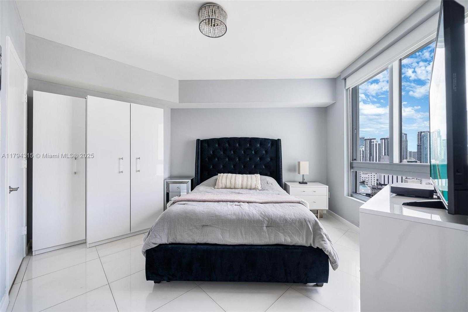 Small Image of 350 SOUTH MIAMI AVE #2505, Miami Number 19