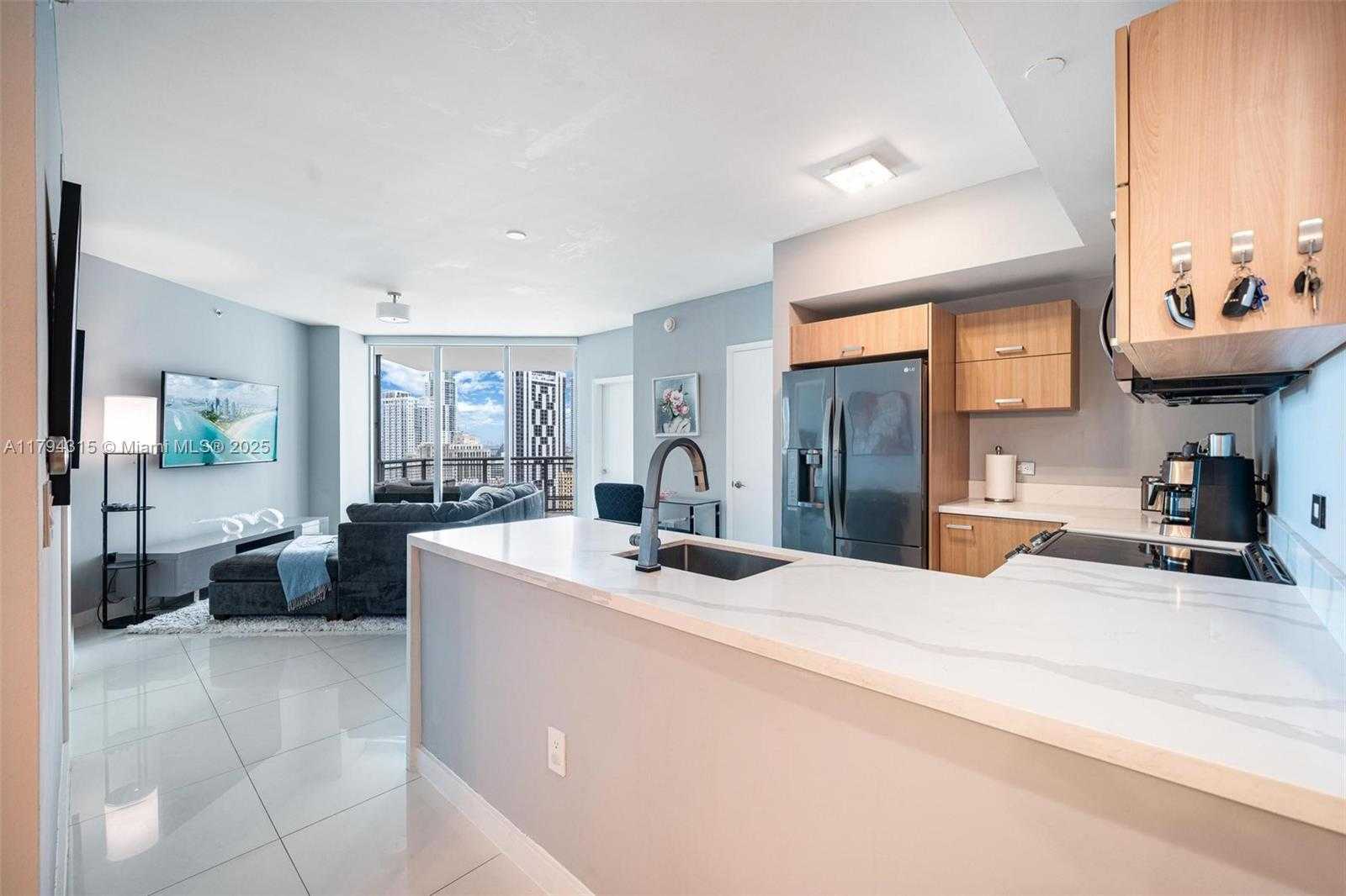 Small Image of 350 SOUTH MIAMI AVE #2505, Miami Number 3
