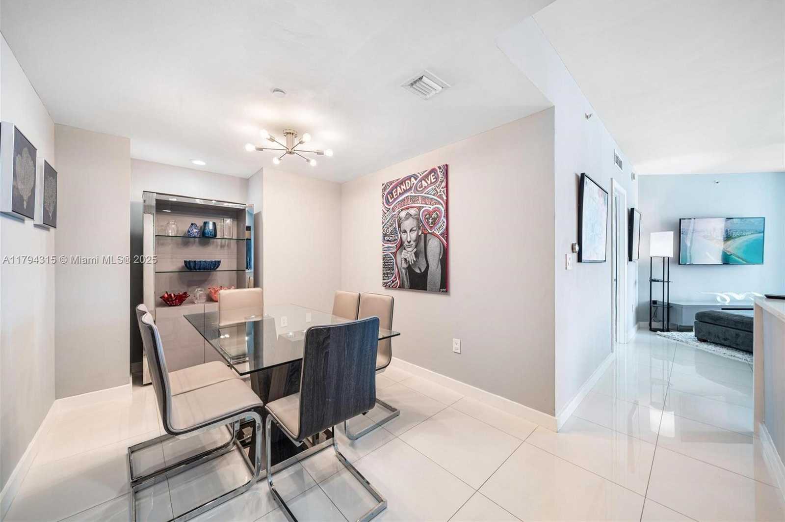 Small Image of 350 SOUTH MIAMI AVE #2505, Miami Number 5