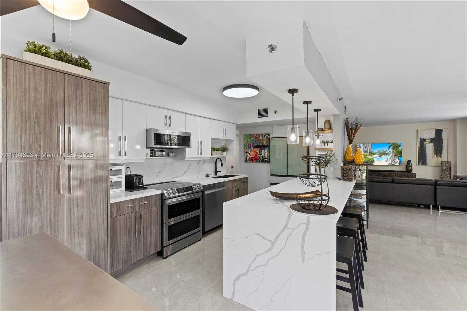 Small Image of 3600 MYSTIC POINTE DR #306, Aventura Number 19