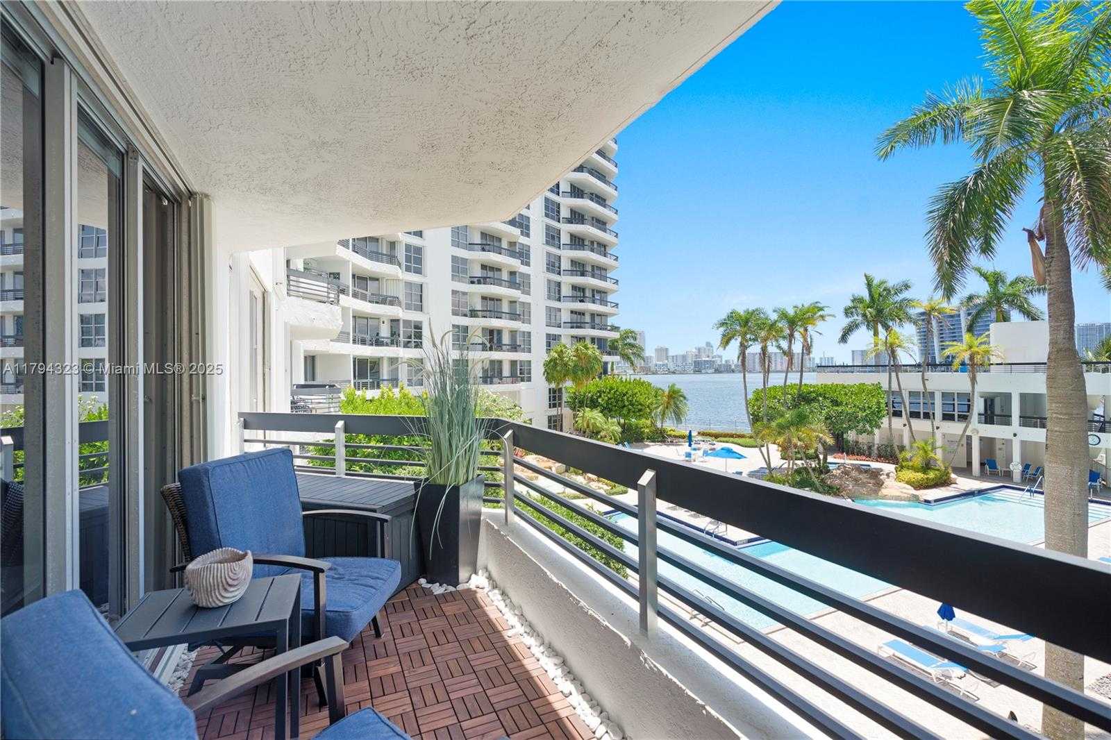 Small Image of 3600 MYSTIC POINTE DR #306, Aventura Number 22