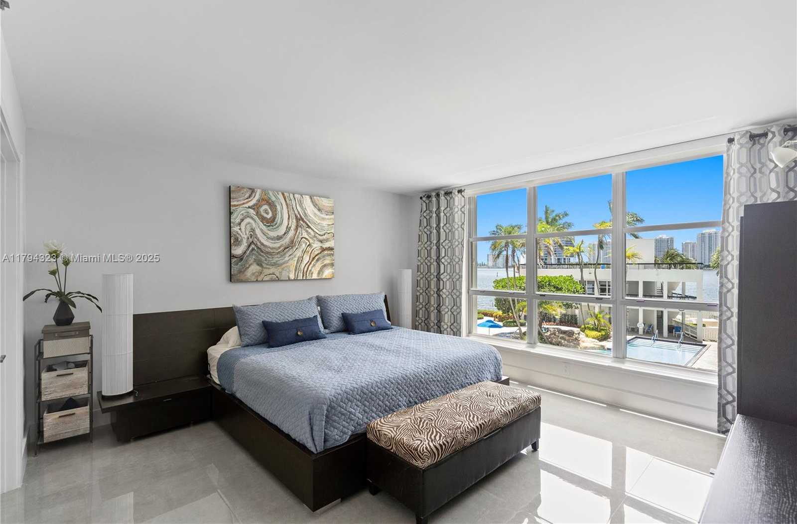 Small Image of 3600 MYSTIC POINTE DR #306, Aventura Number 3