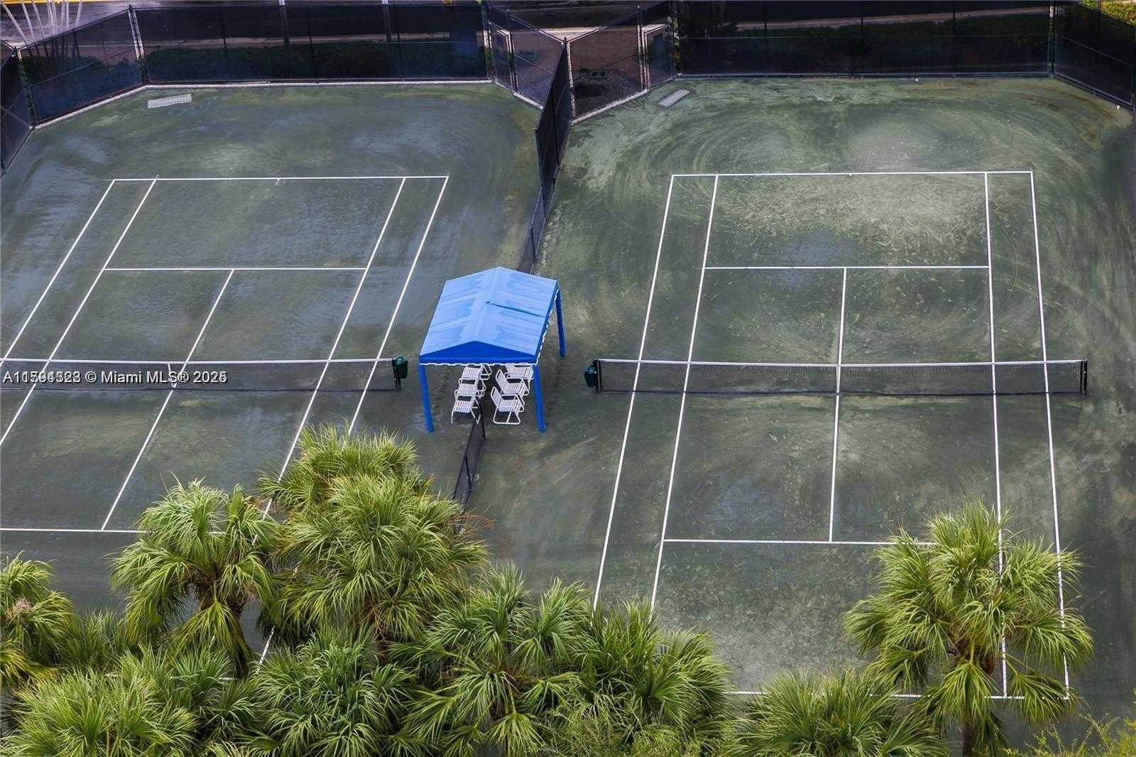 Small Image of 3600 MYSTIC POINTE DR #306, Aventura Number 34