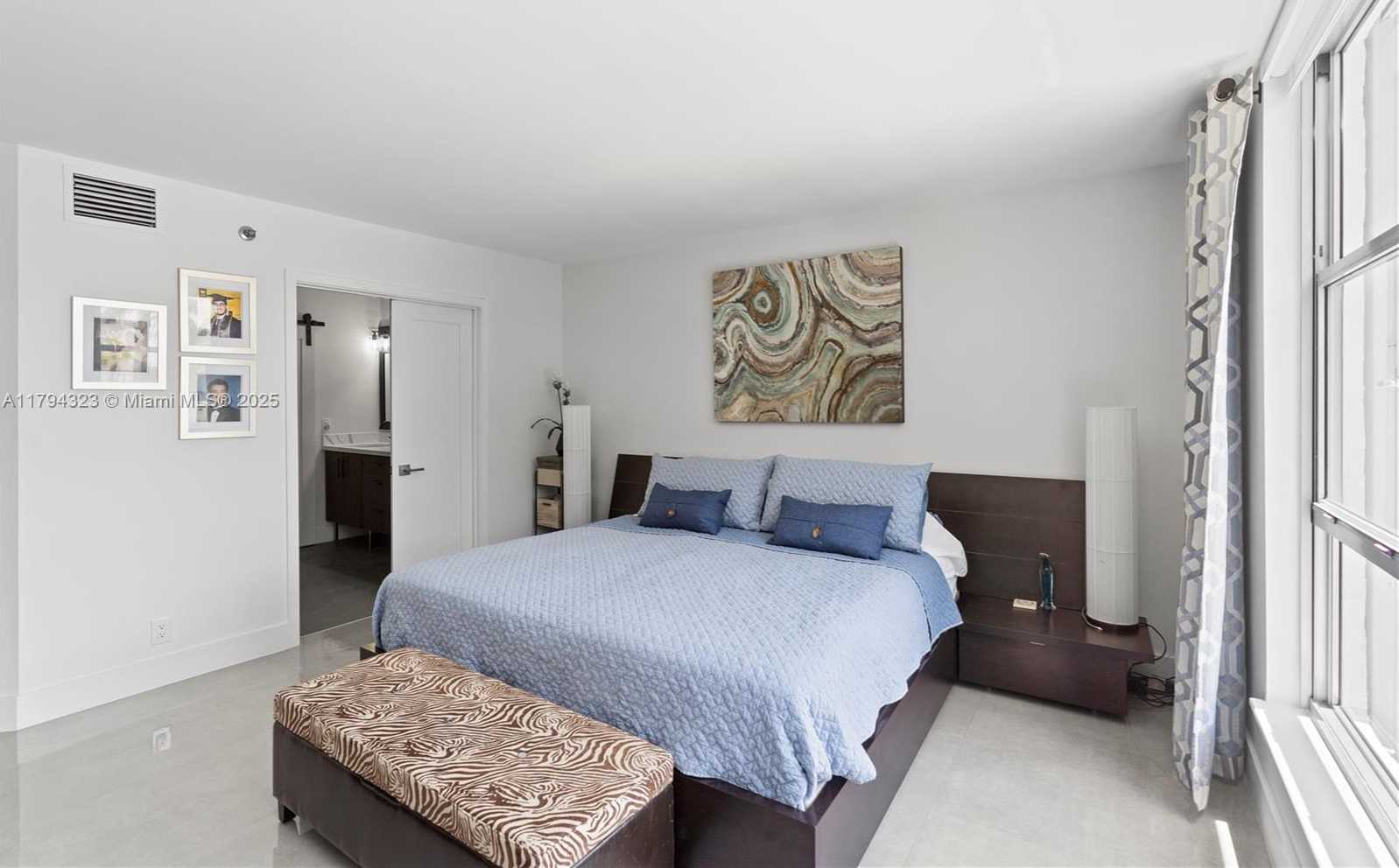 Small Image of 3600 MYSTIC POINTE DR #306, Aventura Number 4