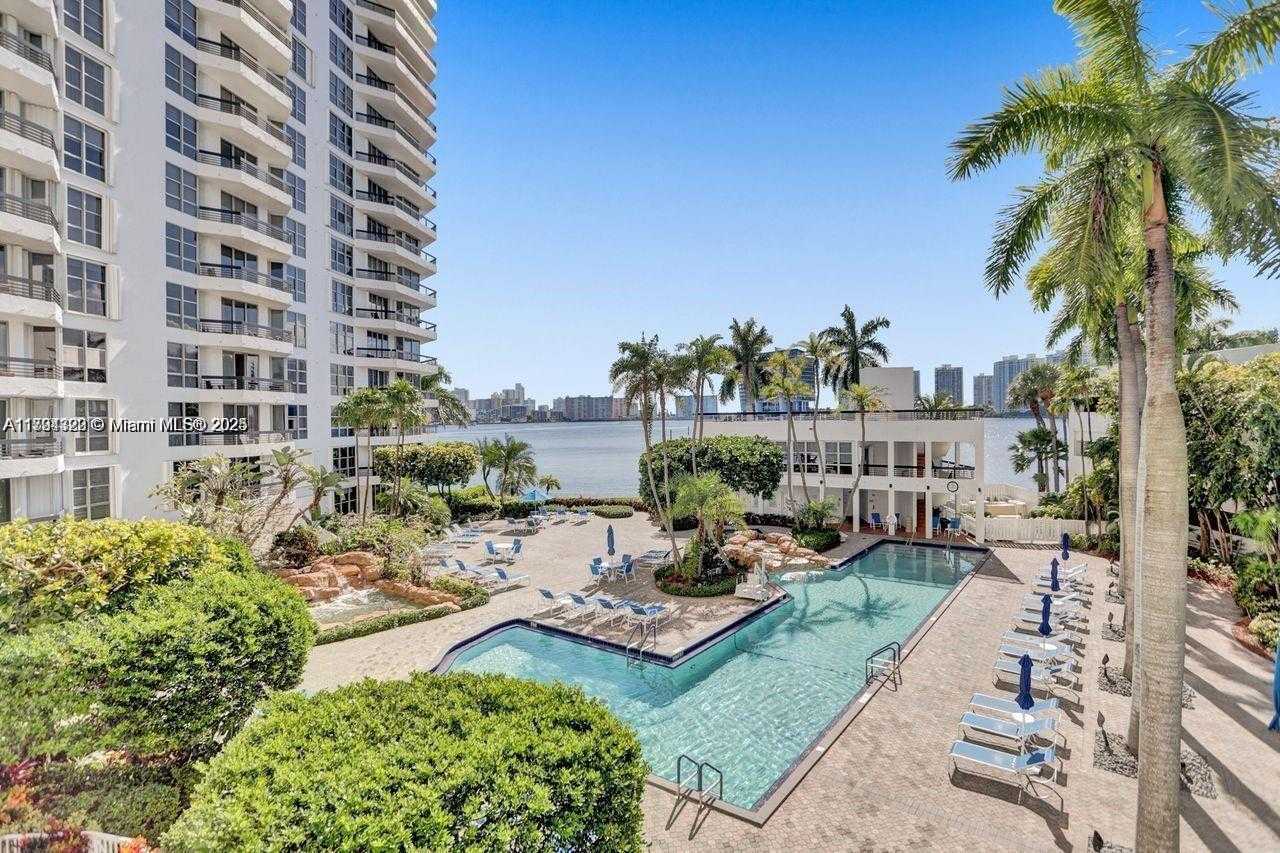 Small Image of 3600 MYSTIC POINTE DR #306, Aventura Number 40