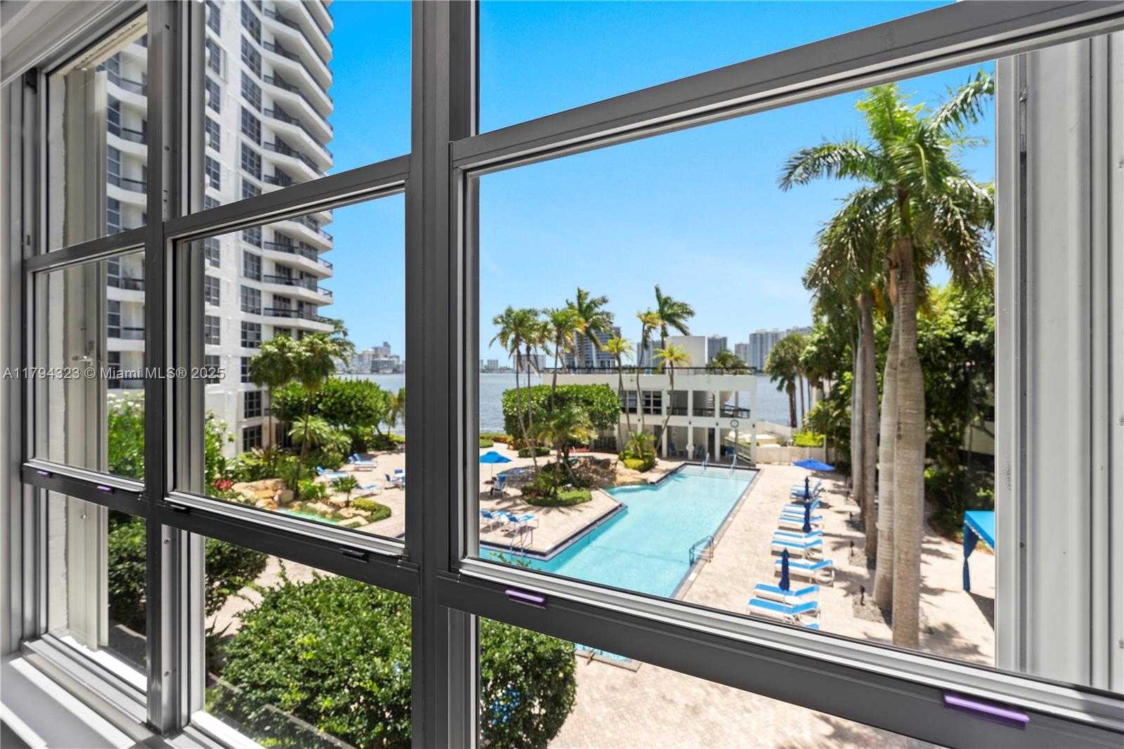Small Image of 3600 MYSTIC POINTE DR #306, Aventura Number 5