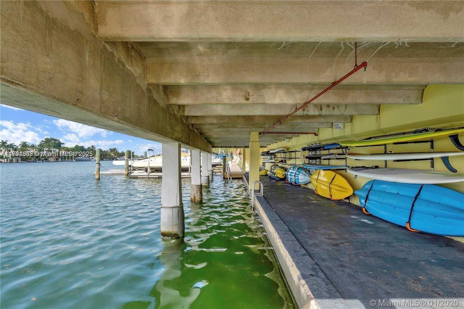 Small Image of 5600 COLLINS AVE #7V, Miami Beach Number 40