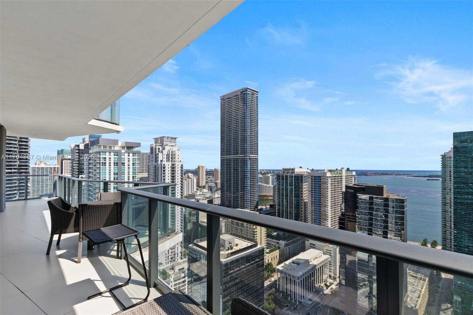 Small Image of 1300 SOUTH MIAMI AVE #3901, Miami Number 12