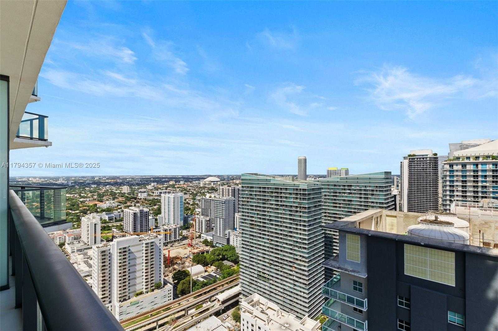 Small Image of 1300 SOUTH MIAMI AVE #3901, Miami Number 14