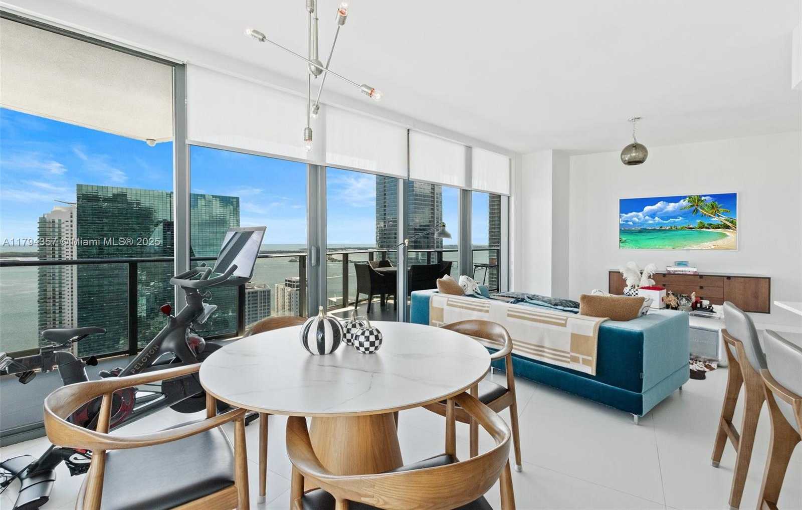 Small Image of 1300 SOUTH MIAMI AVE #3901, Miami Number 16