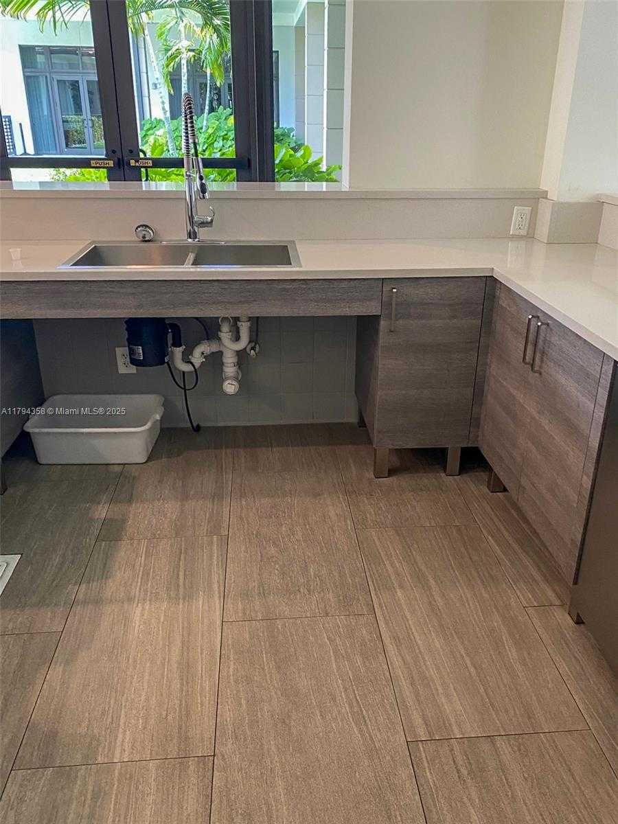 Small Image of 8301 NORTH WEST 41ST ST #B107, Doral Number 43